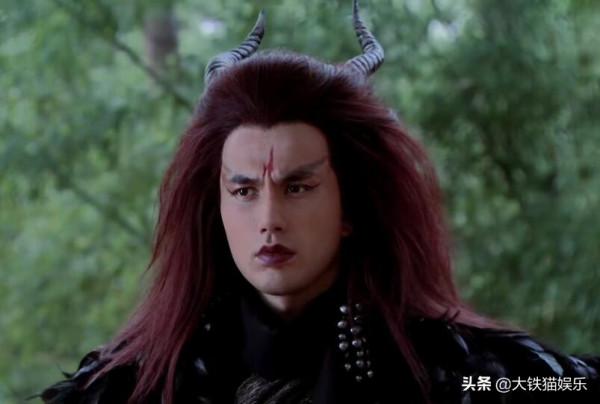 十位男演員同是化煙燻妝演“黑化”，誰霸氣誰辣眼，差距一目瞭然