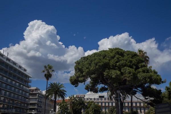 男人,自己的老婆不在身邊時,你得知道自律,免得陷入別人的圈套 男人,自己的老婆不在身邊時,你得知道自律,免得陷入別人的圈套