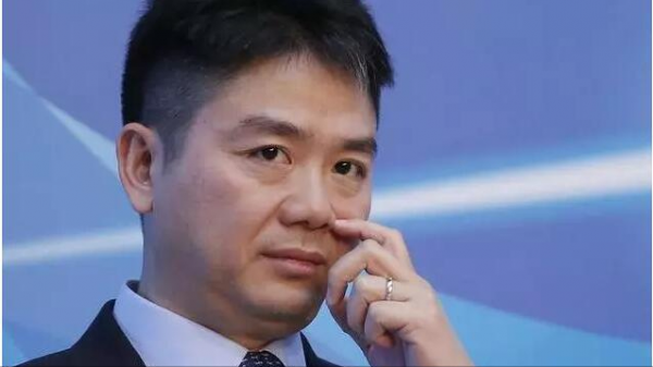 不知妻美劉強東的三段感情和四個女人，每一個都是他人生的轉折點