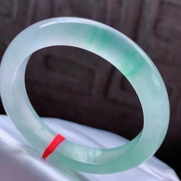 翡翠手鐲為什麼那麼貴? 翡翠手鐲為什麼那麼貴?