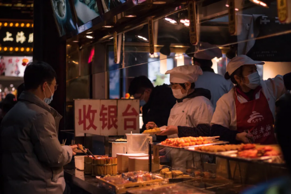 國內“專坑遊客”的10大美食街，你去過幾個？