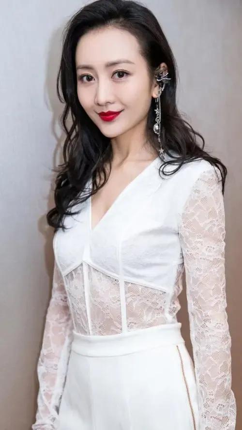 王鷗VS楊冪圖集：你更加喜歡誰呢？