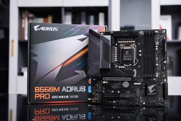 不到600塊,12相供電能帶i9的B560主機板 不到600塊,12相供電能帶i9的B560主機板