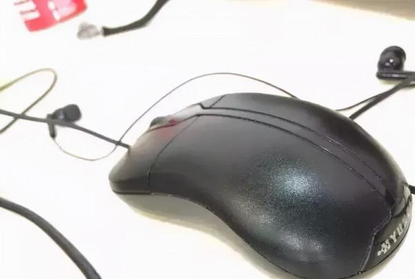 大媽把玩了20年的核桃變成了“玉”核桃？