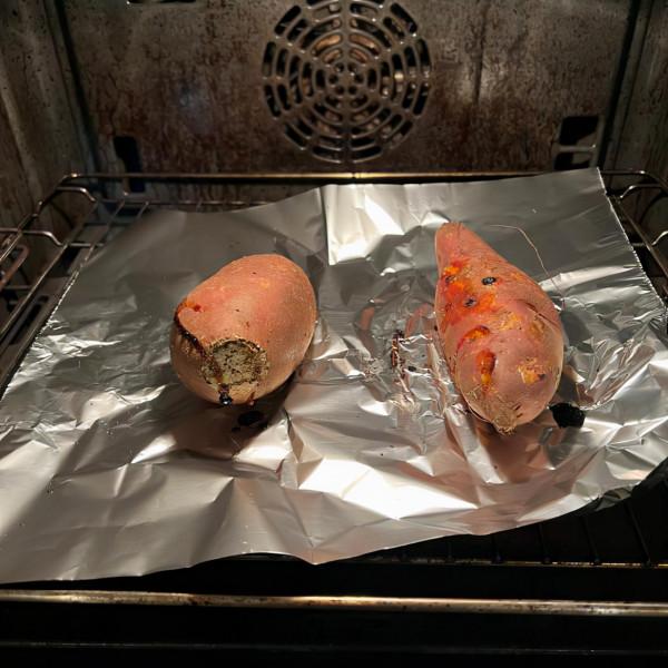 烤紅薯，最愛的冬季小吃，軟糯香甜