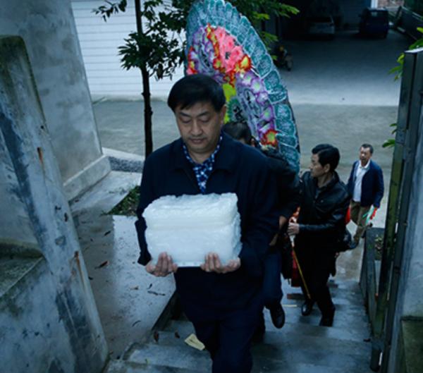 邱少雲26歲壯烈犧牲後,他的家人過得如何了?四弟2016年病逝 邱少雲26歲壯烈犧牲後,他的家人過得如何了?四弟2016年病逝