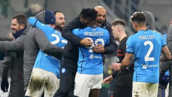 AC米蘭隊進球被取消主場0:1不敵那不勒斯隊 AC米蘭隊進球被取消主場0:1不敵那不勒斯隊