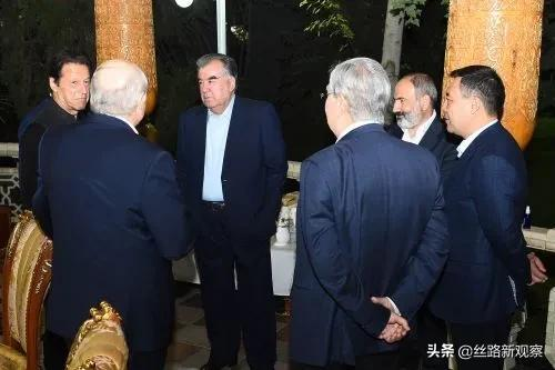 “友誼之夜”，塔吉克總統如何宴請各國賓客？