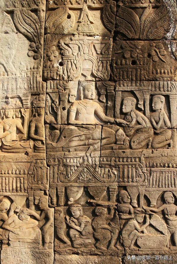 意象裡的吳哥1—巴戎廟,晨光裡金色的微笑 意象裡的吳哥1—巴戎廟,晨光裡金色的微笑