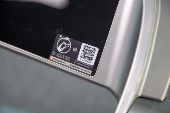 榮耀親選磁懸浮減震跑步機體驗：不再淪為晾衣架的存在？