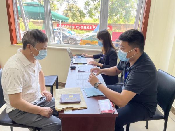 蘇家坨鎮首批定向安置房分戶產權證開始辦理