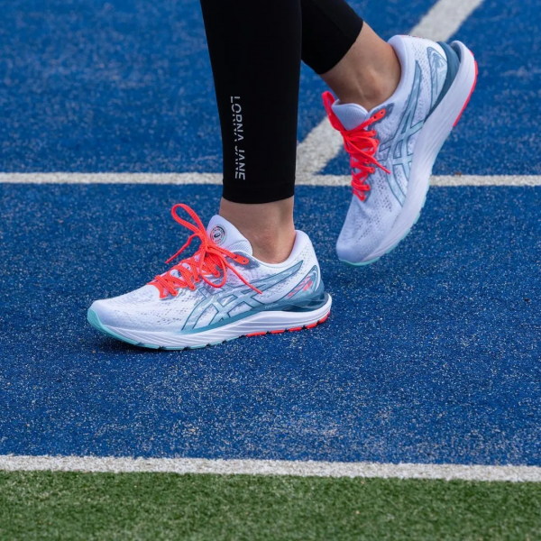 行走的中流砥柱！一篇教你ASICS跑鞋怎麼選