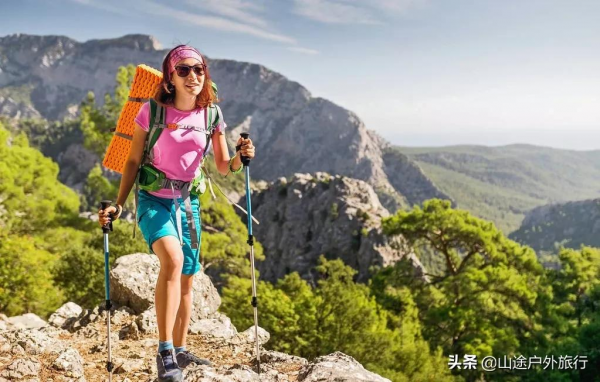 戶外徒步必不可少的基礎裝備