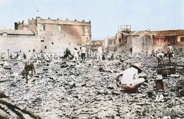 1916年，一名革命黨倒斃漢口街頭，母親拉著手痛不欲生