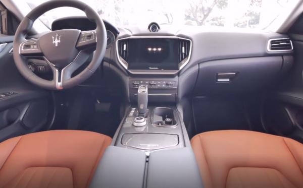 實拍瑪莎拉蒂首款混動車型吉博力，最大扭矩450N·m，72.92萬起