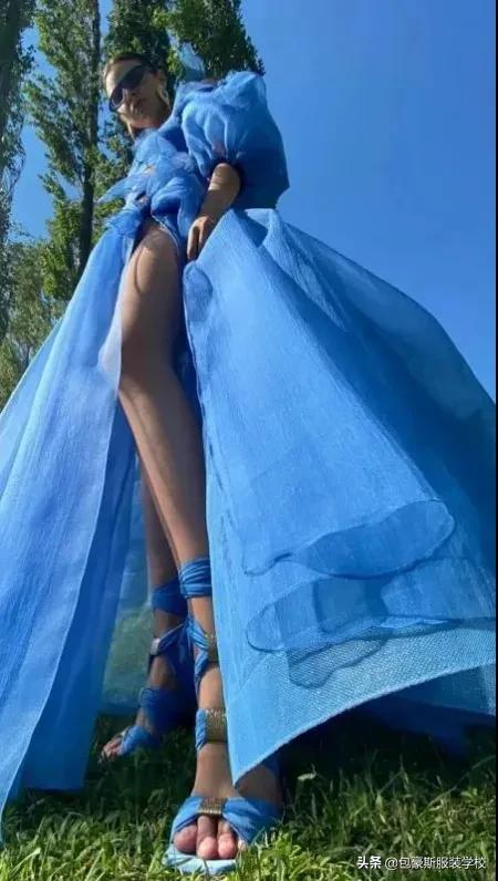 2022四大時裝週女裝T臺色彩流行趨勢