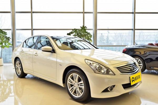 新車 | 約人民幣27萬起售，標配3.0T V6+後驅，新款英菲尼迪Q50釋出