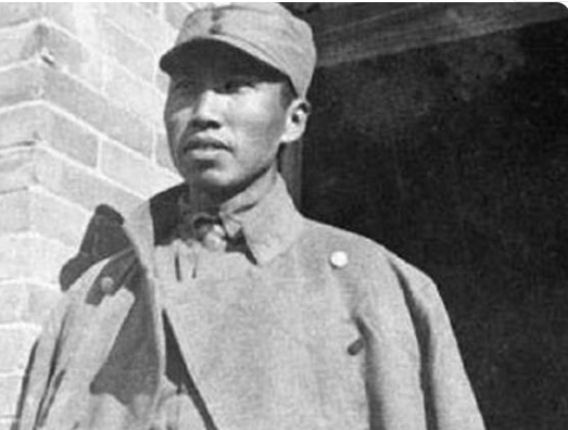 左權殉國後，日寇將左權屍體挖出來羞辱，彭德懷命暗殺隊為其報仇