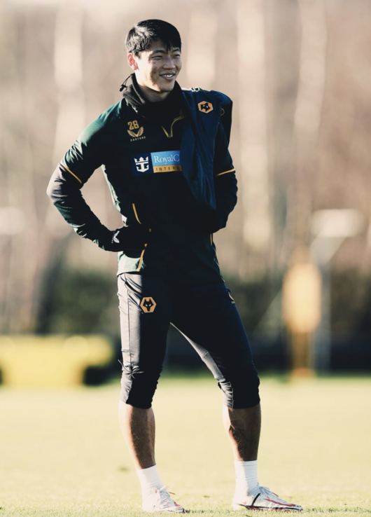 「今日韓足晚報」（2022&period;1&period;14）&mdash;&mdash;黃喜燦他回來了