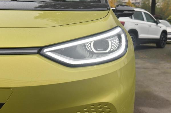 上班族代步就選這3款車，一公里才5分錢，好開又好養，顏值還高