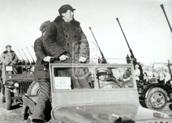 23年後,毛澤東見到王季範,流著眼淚說:“九哥我對不起你” 23年後,毛澤東見到王季範,流著眼淚說:“九哥我對不起你”