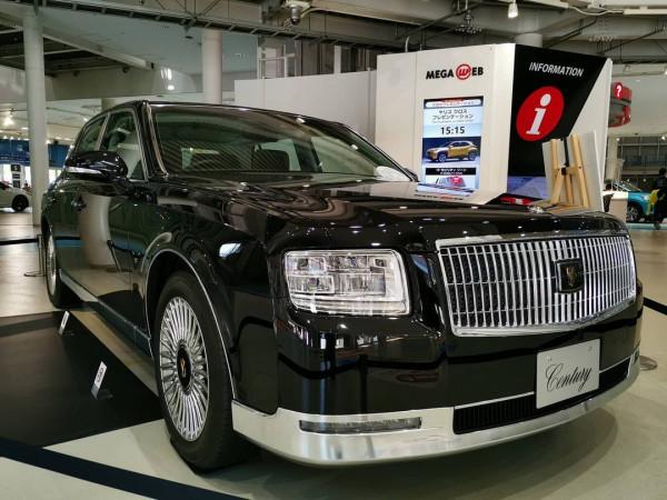 新款豐田&OpenCurlyDoubleQuote;世紀&rdquo;曝光！豪華媲美賓利，尺寸看齊紅旗L5，誰更帥氣