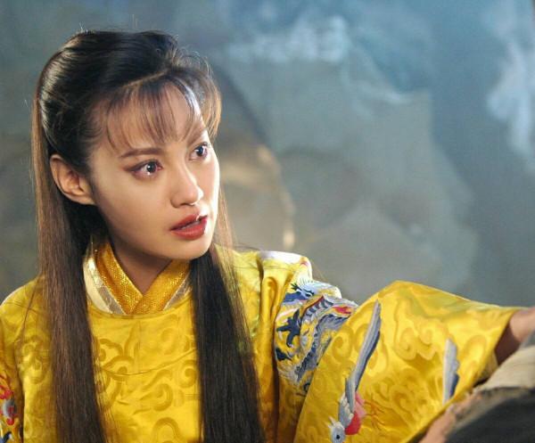 曾經風光，如今過氣！10位內地明星，有人被唾棄，有人卑微求工作