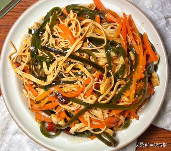 一頓飯：醬油炒飯&plus;減脂冷盤