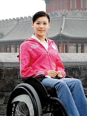 1998年，17歲的桑蘭在體操賽場上摔成癱瘓，如今她怎樣了？