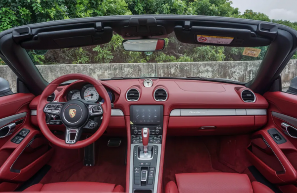 全球限量1250臺，這臺718 Boxster 有哪些高能進階？