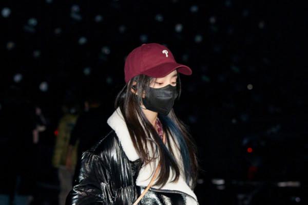 楊冪跨年排練造型太炸裂!穿朋克造型變酷颯御姐,氣場全開好亮眼 楊冪跨年排練造型太炸裂!穿朋克造型變酷颯御姐,氣場全開好亮眼