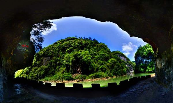 湖北一定要去的景區，擁有中國最美水上公路，非常適合自駕前往