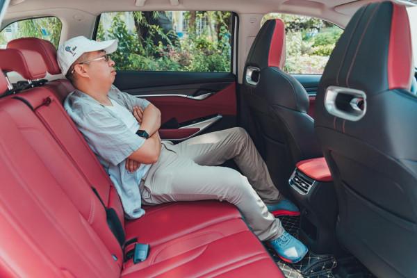 15萬內買國產SUV,長安CS75PLUS和傳祺GS4PLUS對比,到底選誰好? 15萬內買國產SUV,長安CS75PLUS和傳祺GS4PLUS對比,到底選誰好?