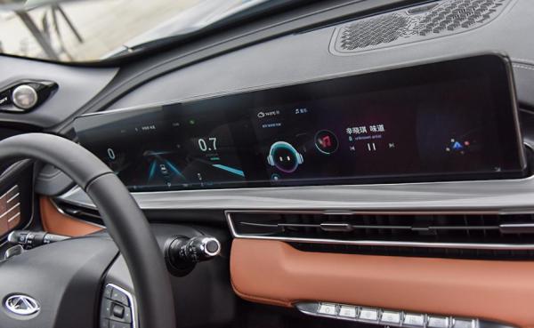 持續鎖定國產車出口第一,瑞虎8車系到底有著怎樣的實力? 持續鎖定國產車出口第一,瑞虎8車系到底有著怎樣的實力?