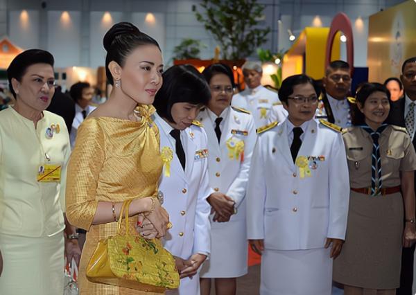 西拉米內心獨白真實內幕,不願迴歸寄人籬下,更像是宮廷王室過客 西拉米內心獨白真實內幕,不願迴歸寄人籬下,更像是宮廷王室過客