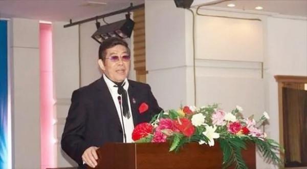 中國遭遇洪災,美籍華裔市長留下一封遺書,毅然決然奔赴抗洪一線 中國遭遇洪災,美籍華裔市長留下一封遺書,毅然決然奔赴抗洪一線