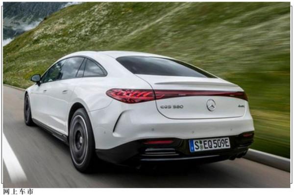續航“縮水”！賓士EQS新版本曝光，明年底交付，售價有望降低