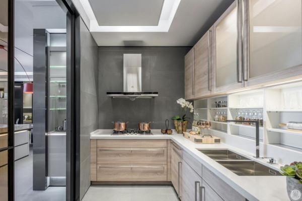 200平輕奢溫暖陽光的輕奢風給人一種甜蜜舒適的居家氛圍 200平輕奢溫暖陽光的輕奢風給人一種甜蜜舒適的居家氛圍