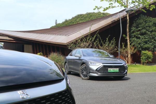 省的多還跑的快,品質堪比合資豪華轎車,深度環山試駕比亞迪漢DM 省的多還跑的快,品質堪比合資豪華轎車,深度環山試駕比亞迪漢DM