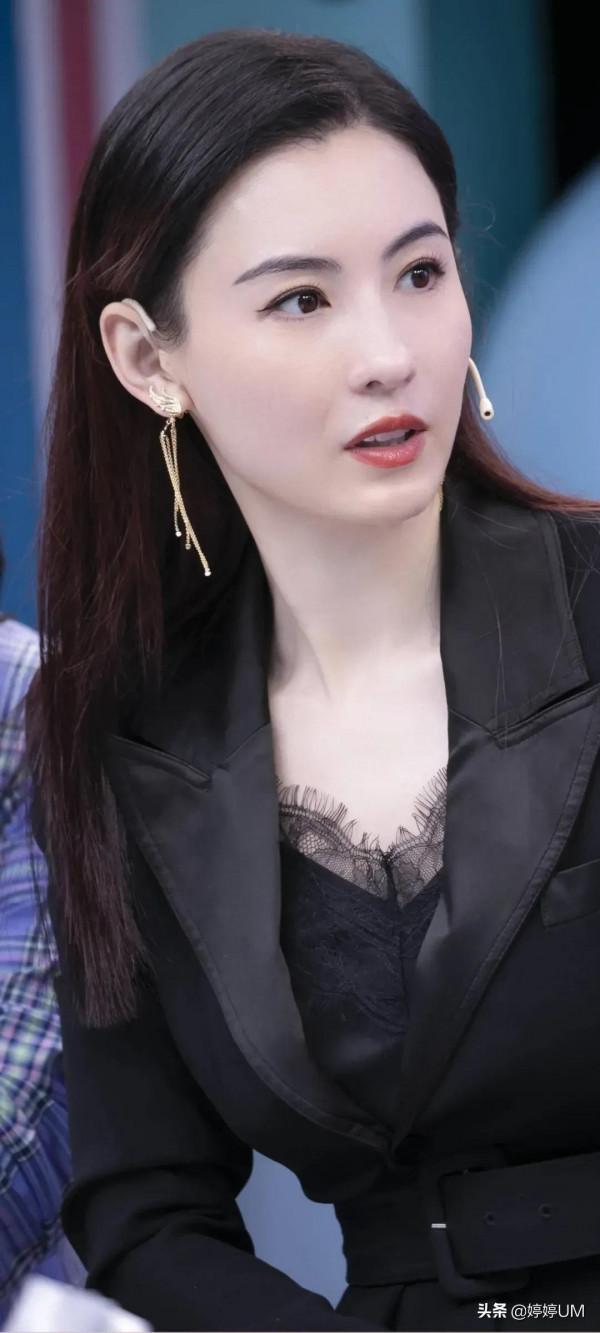 張柏芝桌布|冰清玉潔冷豔 張柏芝桌布|冰清玉潔冷豔