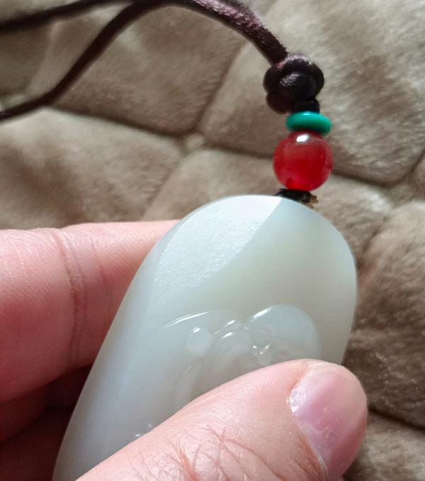 真皮籽料，工料尚可。油，糯