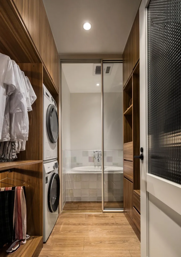 90㎡新房,衣帽間、浴缸和壁爐通通都有,最受女生歡迎Chic風的家 90㎡新房,衣帽間、浴缸和壁爐通通都有,最受女生歡迎Chic風的家