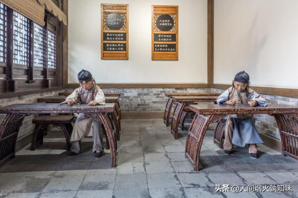 綿竹野史：玉皇觀原為龍太子修煉之所，農夫偶遇其真容被嚇得半死