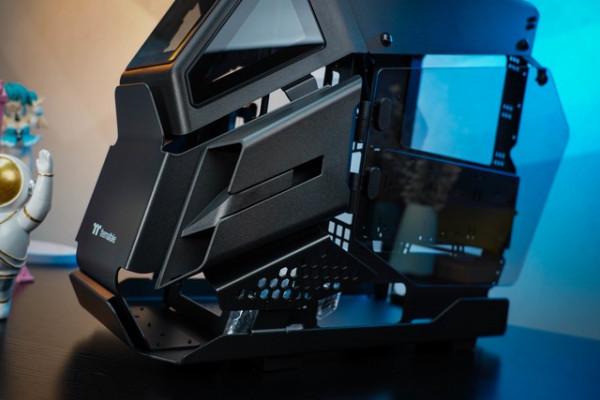 TT阿帕奇mini機箱評測：戰術武裝盡顯霸氣本色