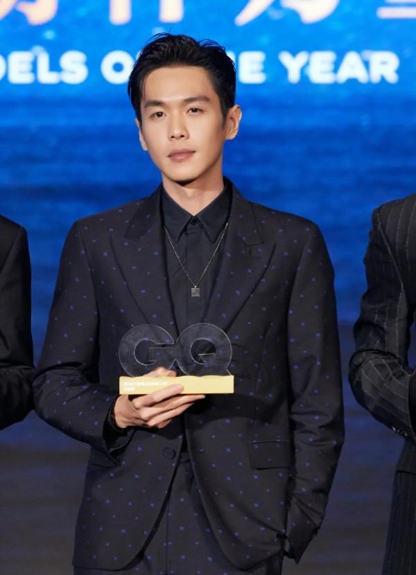 《雪中》張若昀再火？謝霆鋒丁真做節目，吳亦凡開庭案始末還原？