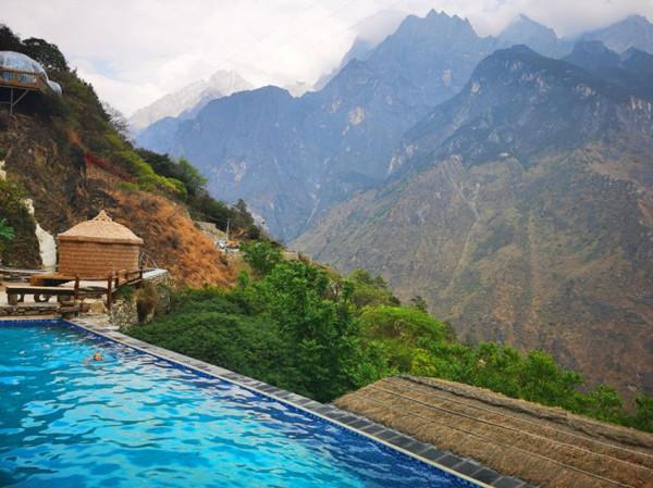 虎跳峽丫叉角莊園：包攬美景 歸隱田園