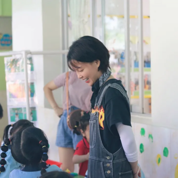 瑞金這位“向日葵”老師出名了,你認識她嗎? 瑞金這位“向日葵”老師出名了,你認識她嗎?