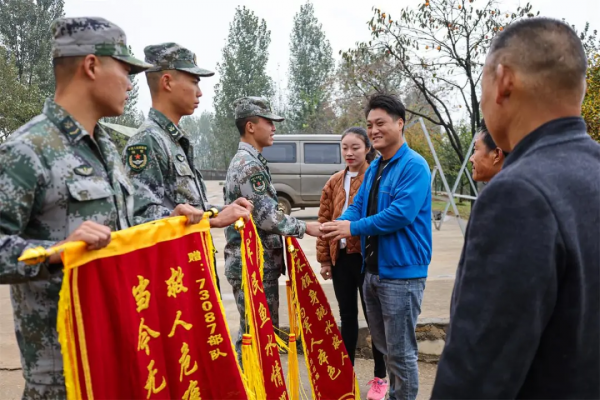 第71集團軍某旅2021報告：我是一個兵，就該勇敢向前衝！