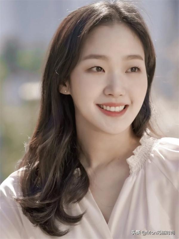 女生不管天氣多冷,出門儘量化淡妝,教你這3步,簡單易學又精緻 女生不管天氣多冷,出門儘量化淡妝,教你這3步,簡單易學又精緻