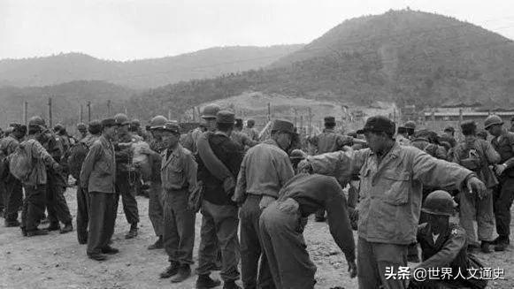 志願軍收復漢城始末，李奇微丟下睡衣就逃：就沒見過這麼能打仗的